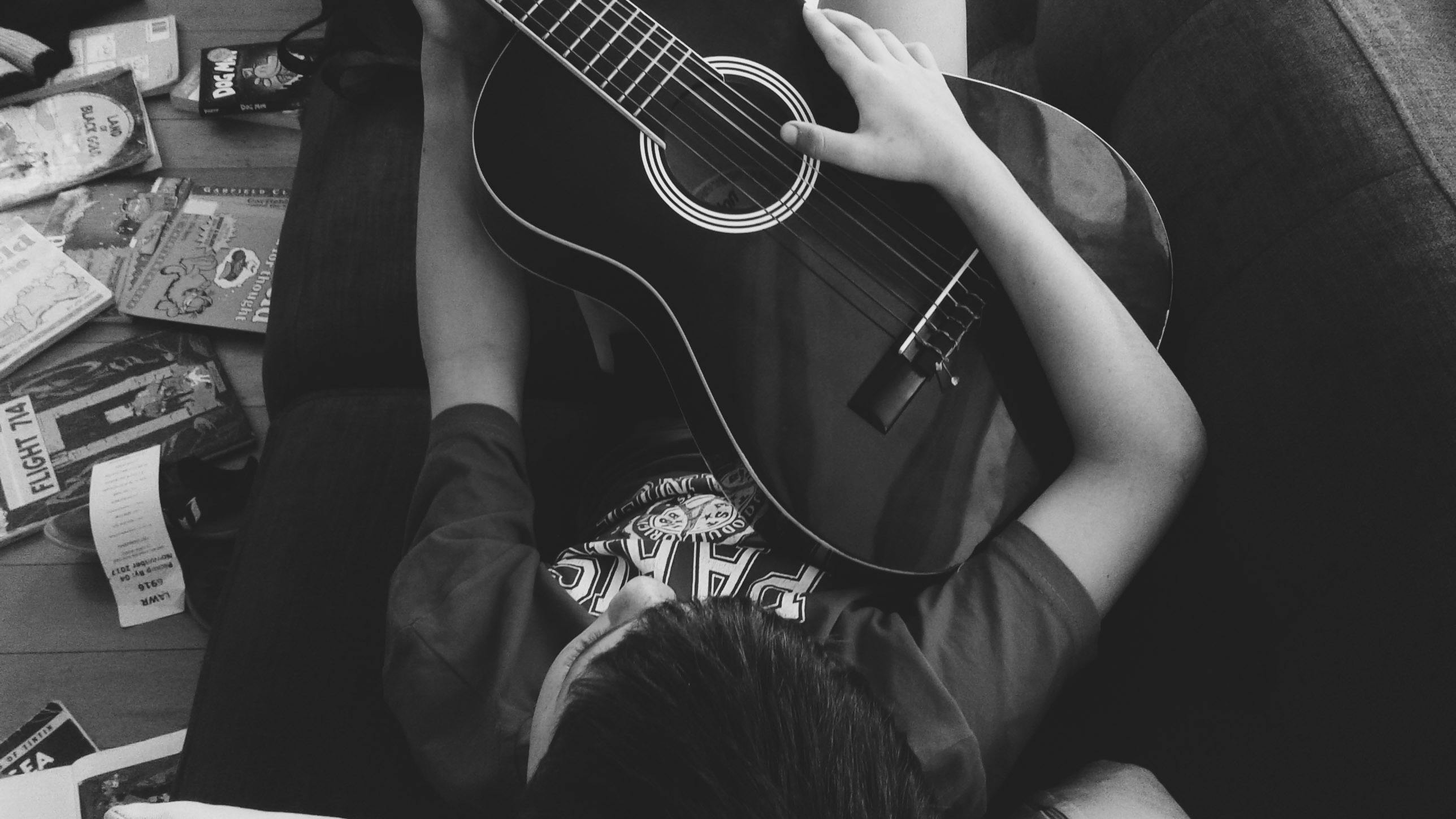 Archtop Guitar